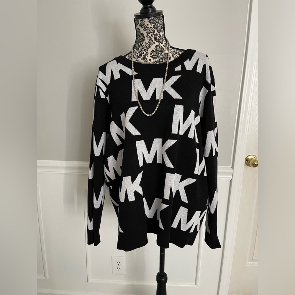 MICHAEL Michael Kors Black and Cream Patterned Garment